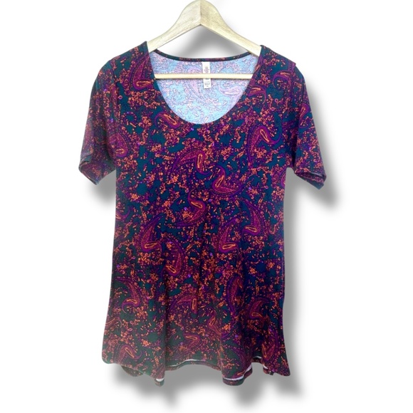 4/$20 LuLaRoe - XS - SET OF 2 - Perfect Tee Tops – Paisley & Polka Dot Prints - Picture 5 of 6